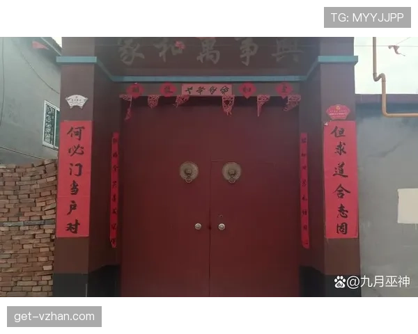 孙铭徽居然喝可乐都比我门当户对的生活精彩多了! 孙铭徽居然喝可乐都比我门当户对的生活精彩多了!